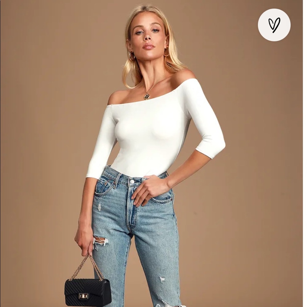 Lulu’s Upstage White Off-the-Shoulder Top